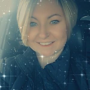 Meet your Posher, Cora